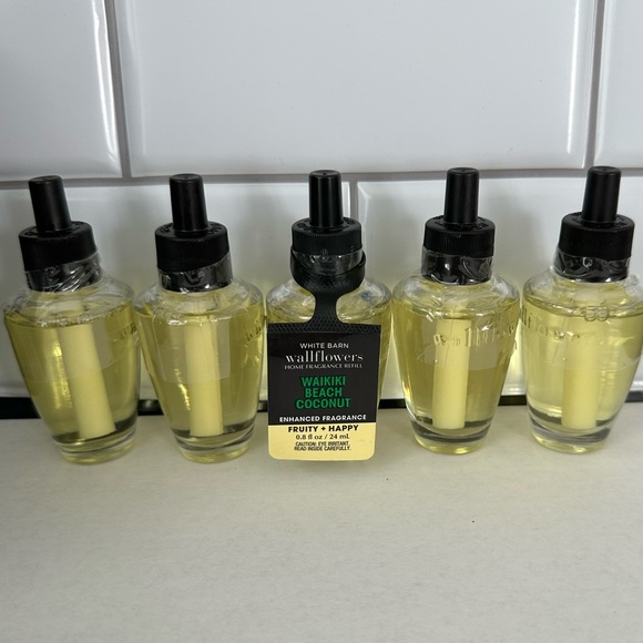 17 B&BW Waikiki Beach Coconut Wallflower Refills - Picture 5 of 7